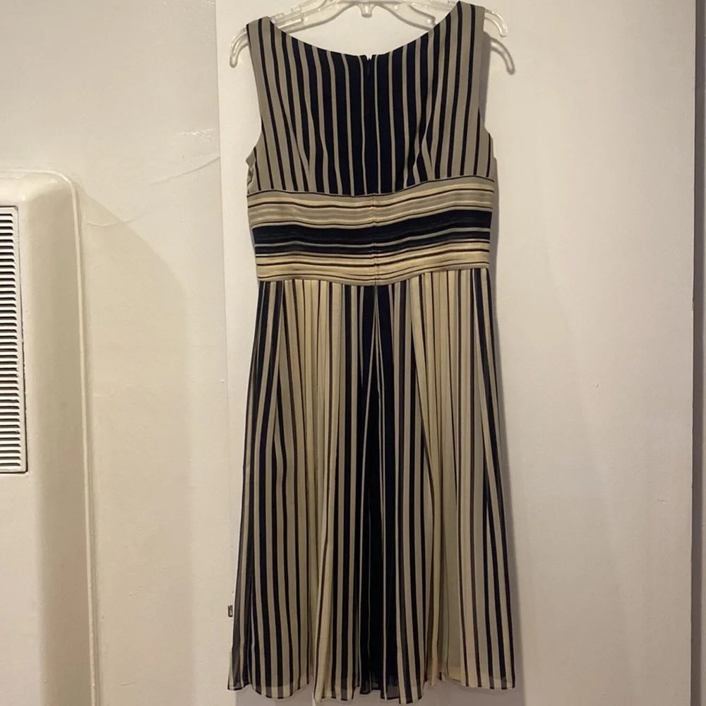 Authentic Escada dress - Picture 7 of 13